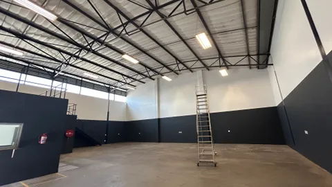 354 Derdepoort Rd, Silverton, Pretoria, 0184, South Africa - Industrial Unit Avaialble To LEt in Silverton (7).